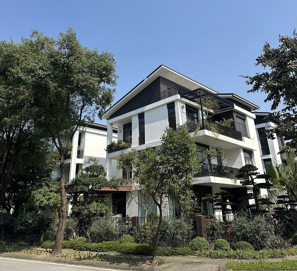 biệt thự đơn lập góc hado charm villa